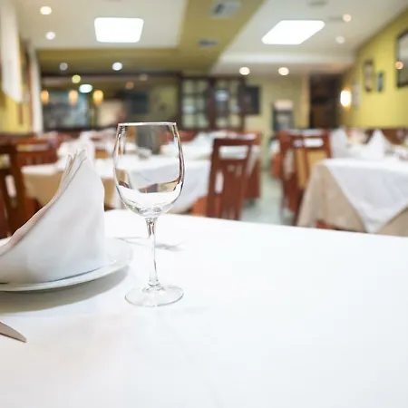 Gran Rural Cela Hotel Belmonte De Miranda