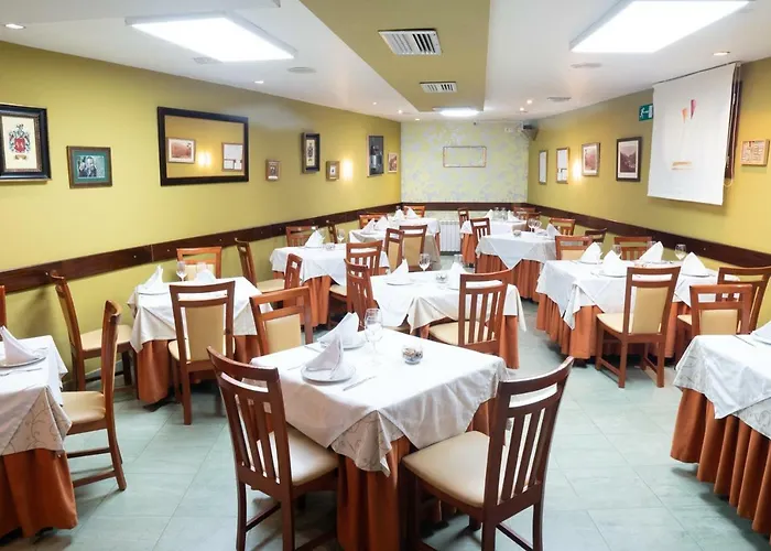 如拉切拉格兰酒店 3* 贝尔蒙特·德米兰达