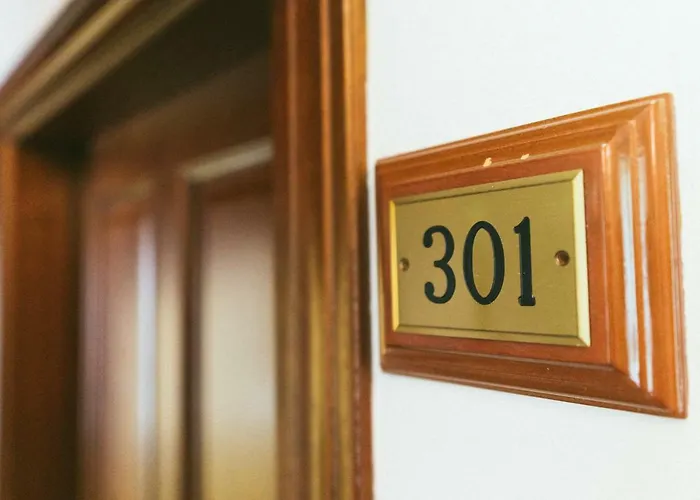 Gran Rural Cela Belmonte De Miranda